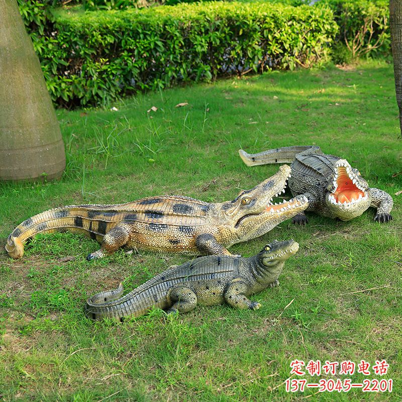 聊城可爱的鳄鱼仿真动物雕塑