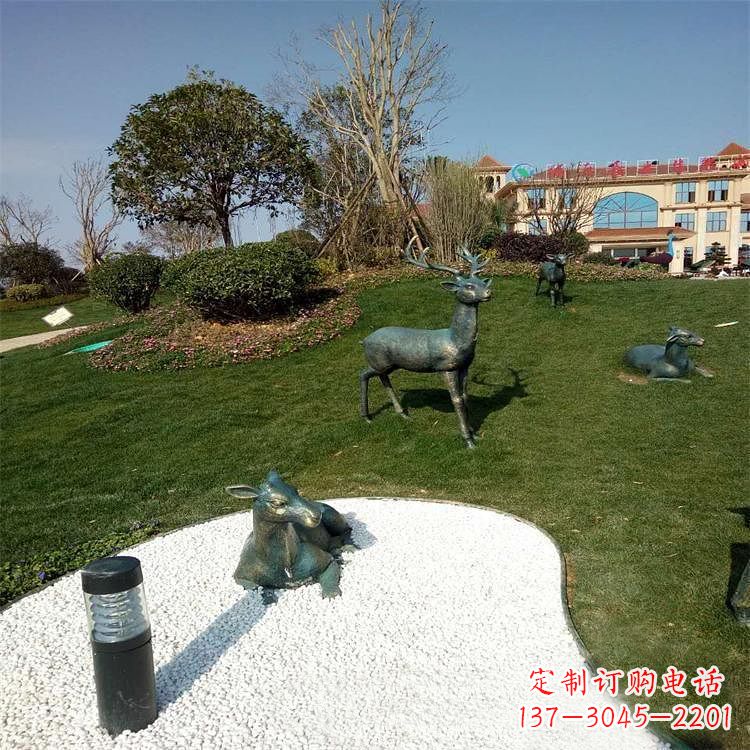 聊城公园草坪动物雕塑摆件铜雕鹿