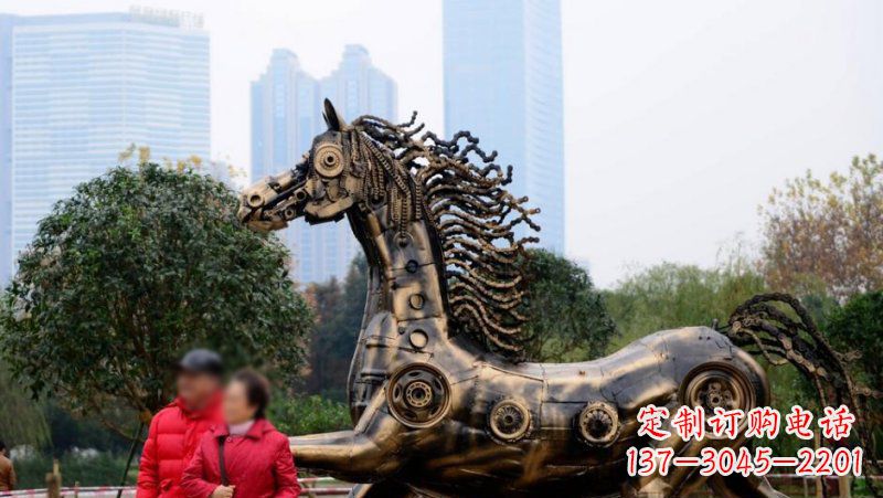 聊城公园抽象机械马动物铜雕