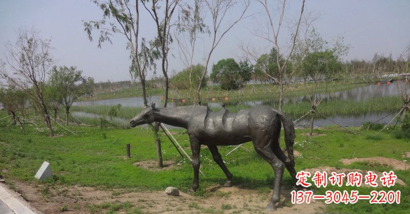 聊城公园抽象马景观铜雕