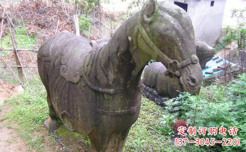 聊城公园抽象马动物铜雕