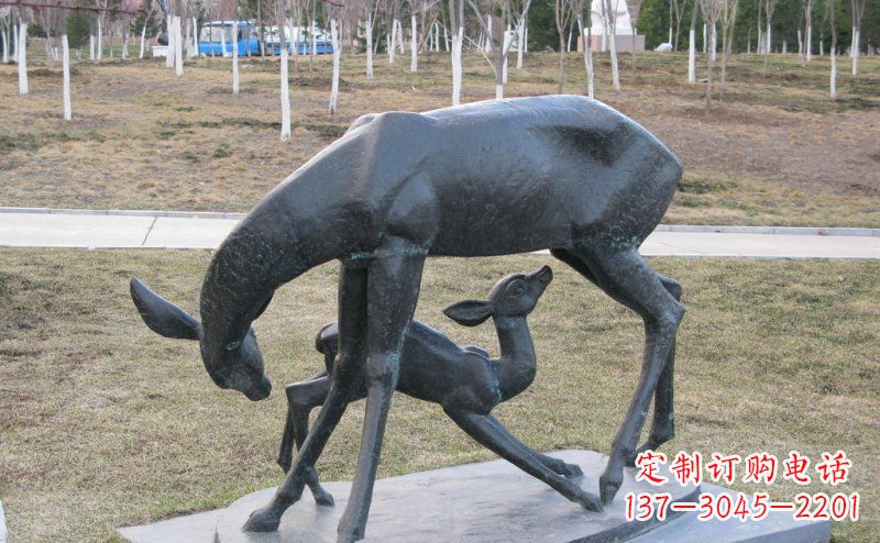 聊城母子鹿铜雕艺术塑像