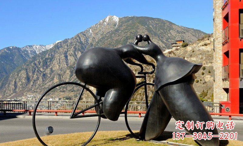 聊城铸铁自行车雕塑