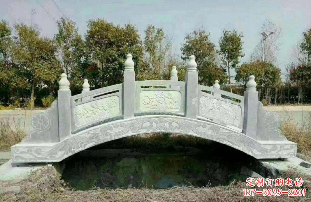 聊城公园大理石桥雕塑