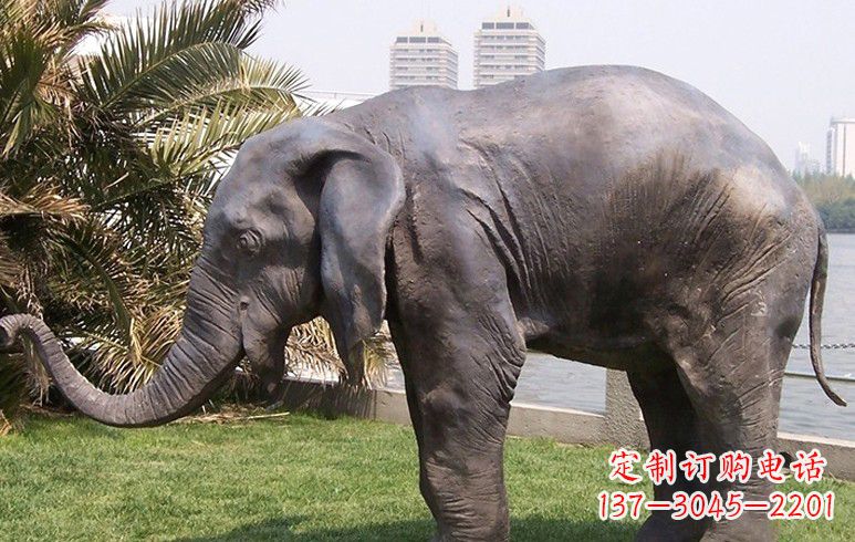 聊城公园大象铜雕塑