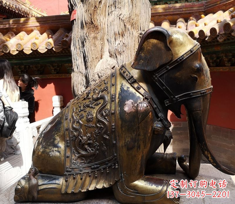 聊城公园动物大象铜雕