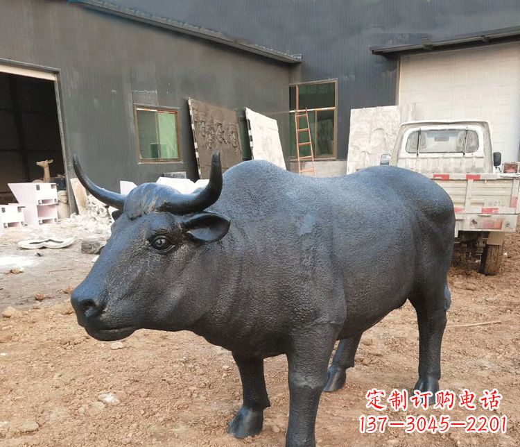 聊城公园动物铜雕牛