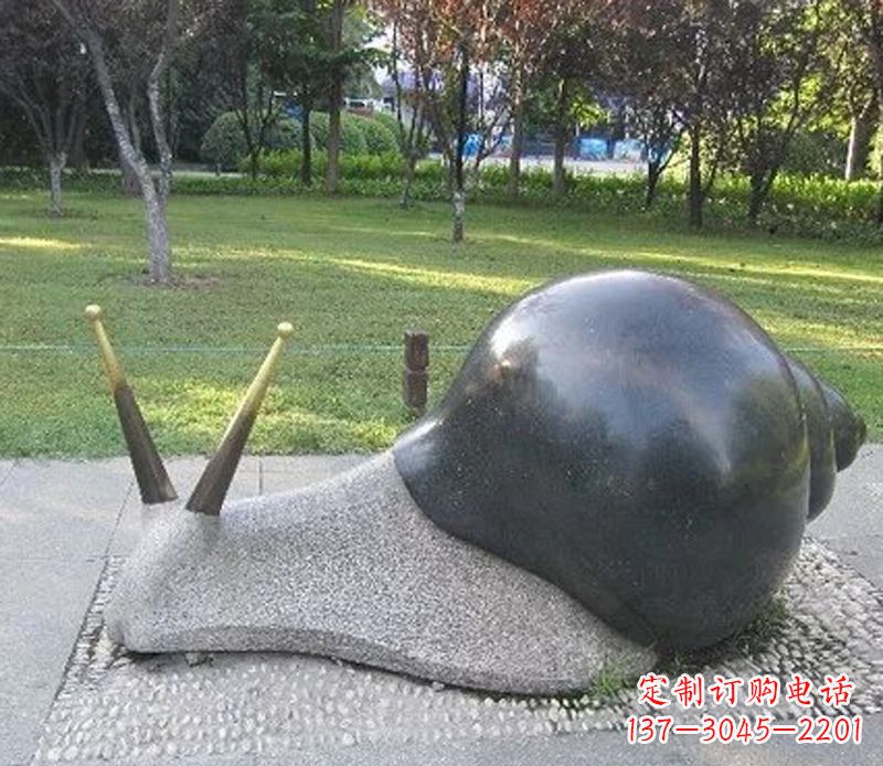 聊城公园动物蜗牛景观石雕