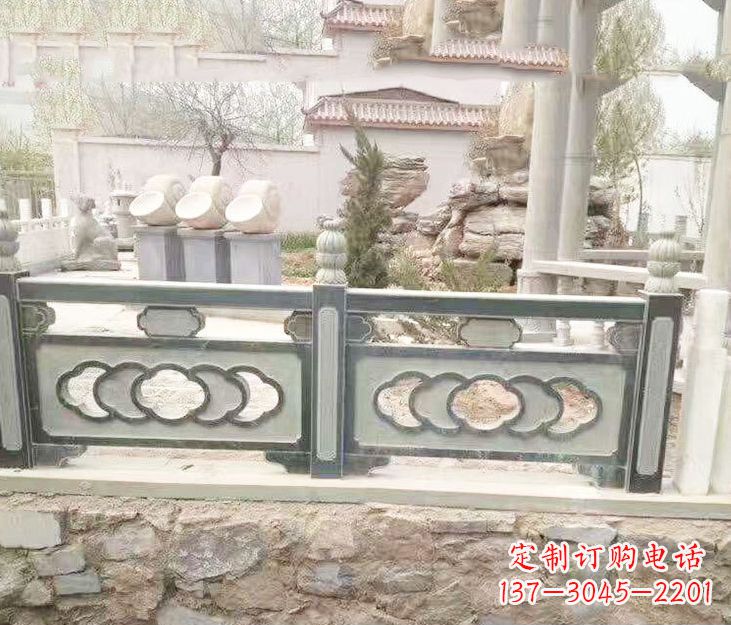 聊城公园仿古风格栏板石雕