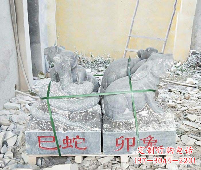 聊城中领雕塑公园主题石雕“12生肖”