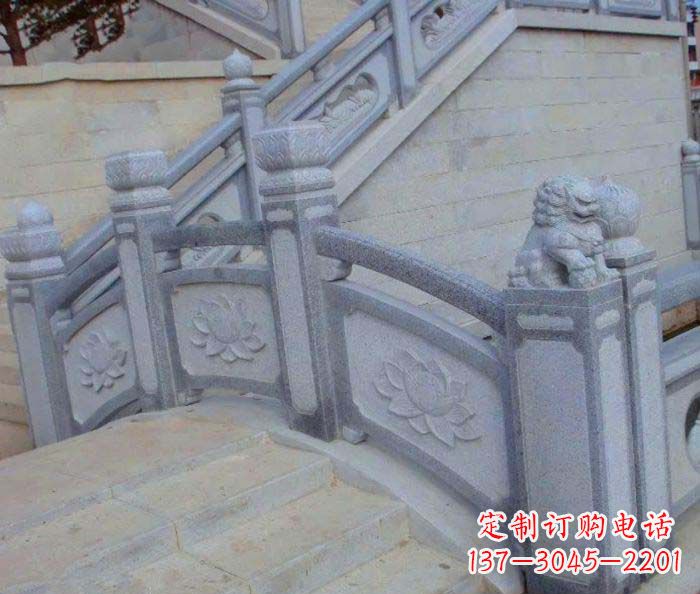 聊城中领雕塑精美仿古栏板雕塑,给公园景观增添浪漫气息