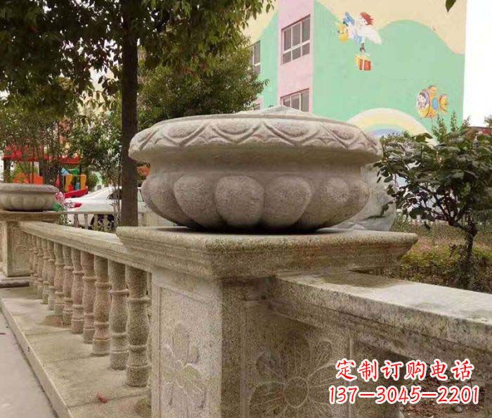 聊城公园景观砂岩花盆石雕