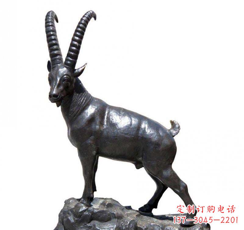 聊城铜雕羚羊,精美外形及细节刻画精美