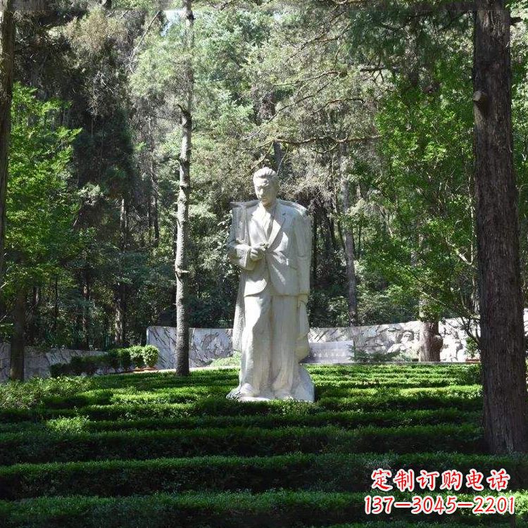 聊城聂耳汉白玉石雕塑,追随伟大作曲家的足迹