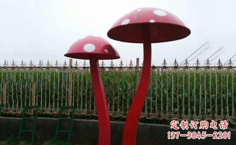 聊城精致蘑菇不锈钢雕塑