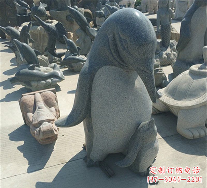 聊城爱永恒之石雕——公园母子企鹅石雕