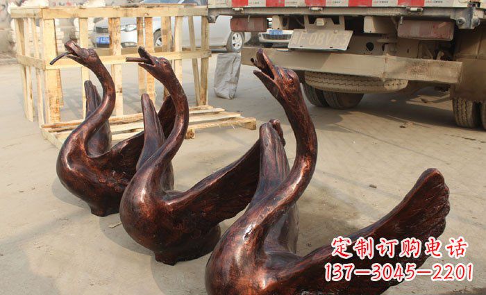聊城公园喷水天鹅动物铜雕