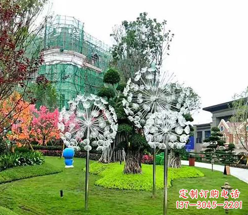 聊城公园蒲公英雕塑