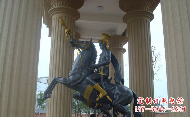 聊城公园骑马的罗马士兵人物铜雕