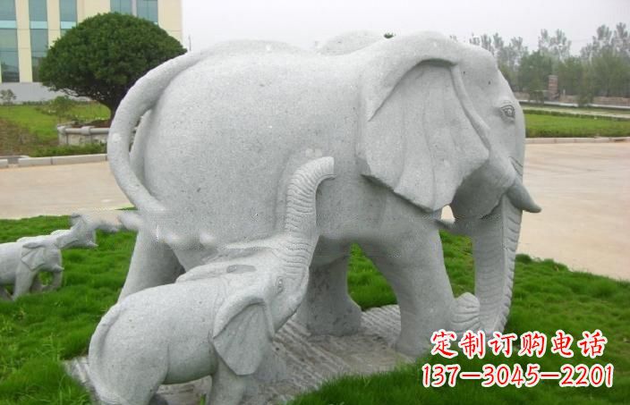 聊城公园石雕母子大象
