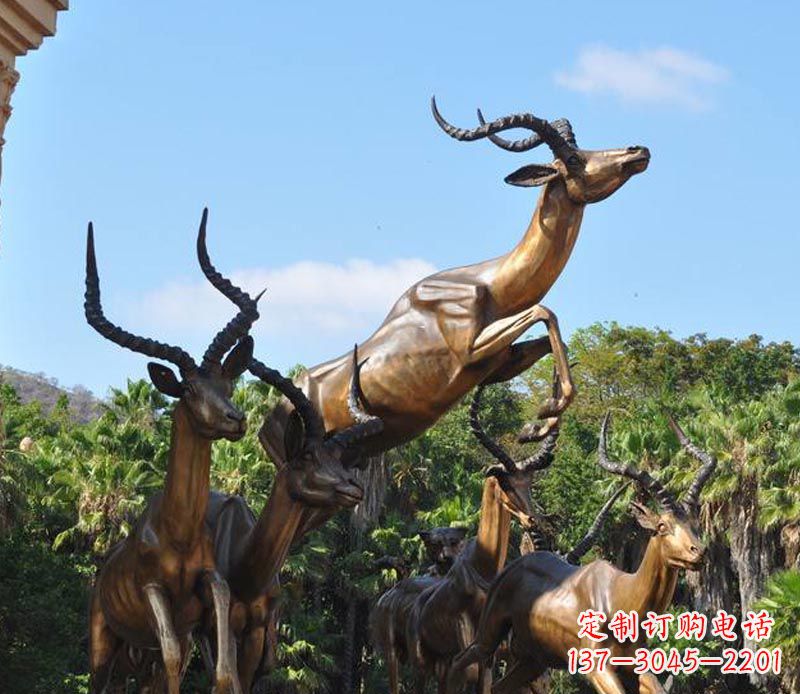 聊城立体雕塑——羚羊奔跑