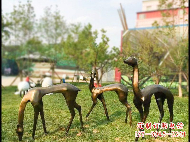 聊城艺术欣赏——梅花鹿雕塑