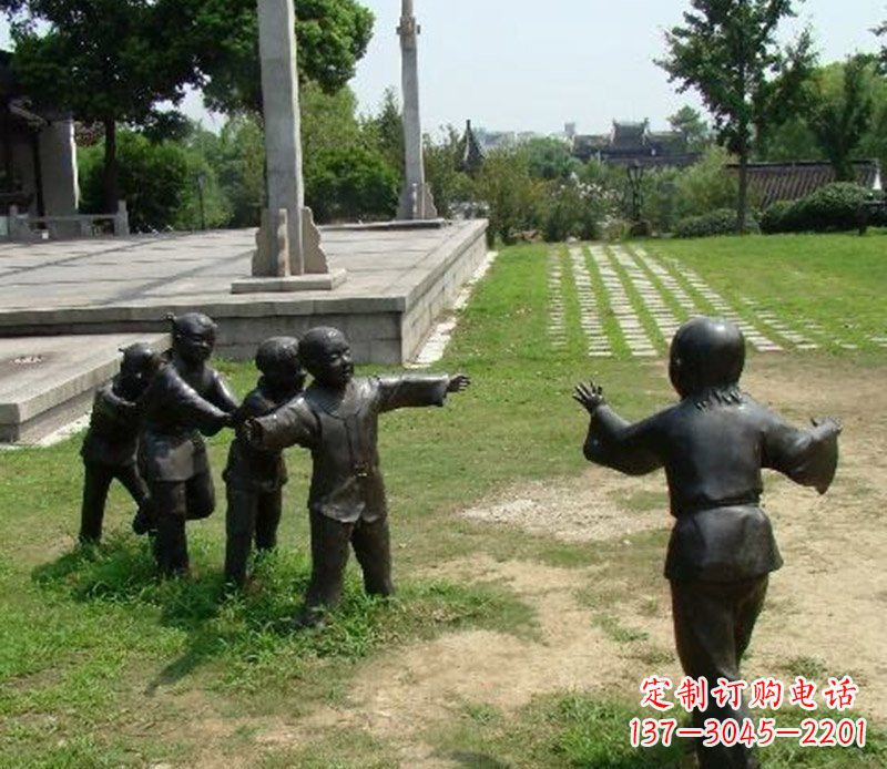 聊城老鹰雕塑,巧妙玩耍、永记美好