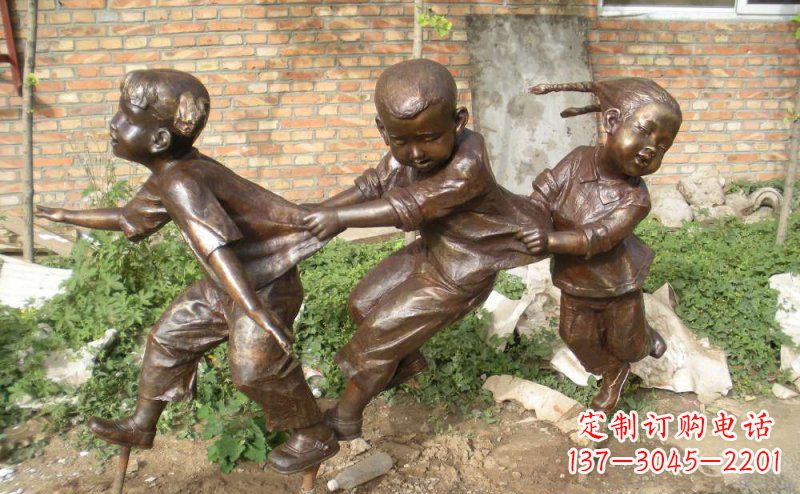 聊城铜雕老鹰—勇捕小鸡的动态展示