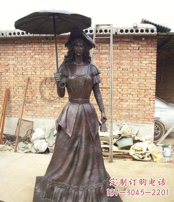 聊城公园西洋美女人物铜雕
