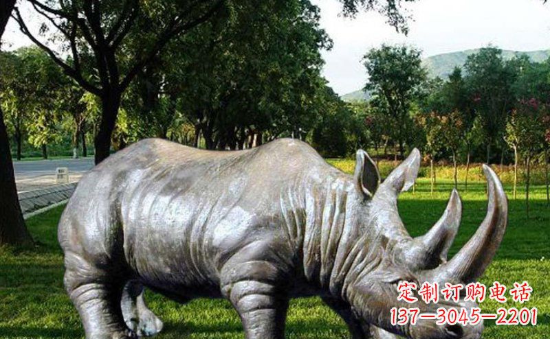 聊城公园犀牛玻璃钢