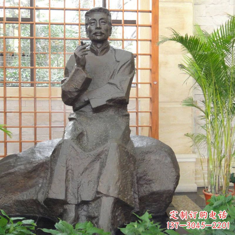 聊城公园园林历史名人鲁迅铜雕像