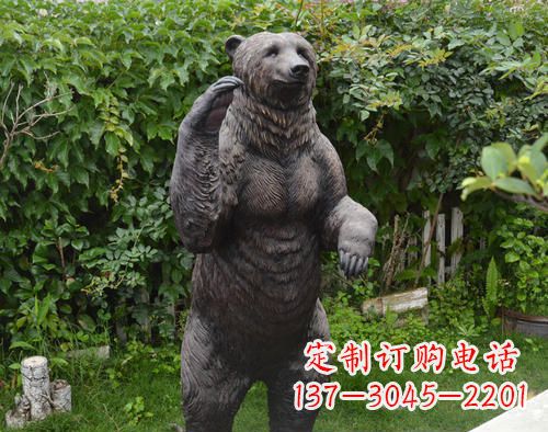 聊城仿真狗熊铜雕,体现野性的自然美丽