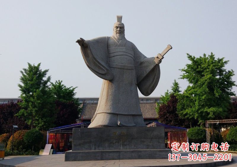 聊城超越时空的名人雕塑