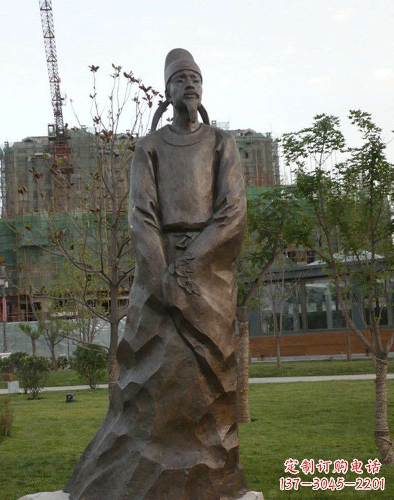 聊城精美古风犹存，高雅李白铜雕