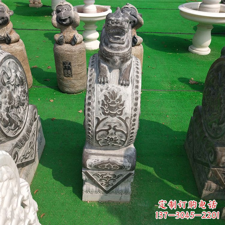 聊城古代石雕狮子门墩雕塑