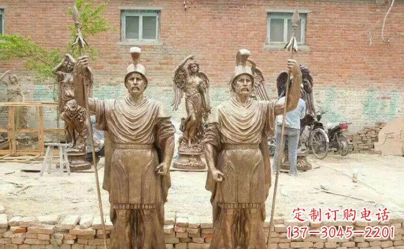 聊城古罗马风情,精致雕刻的“战士雕塑”