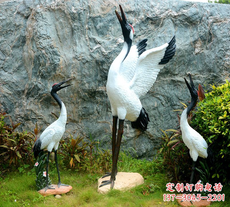 聊城故宫仙鹤雕塑