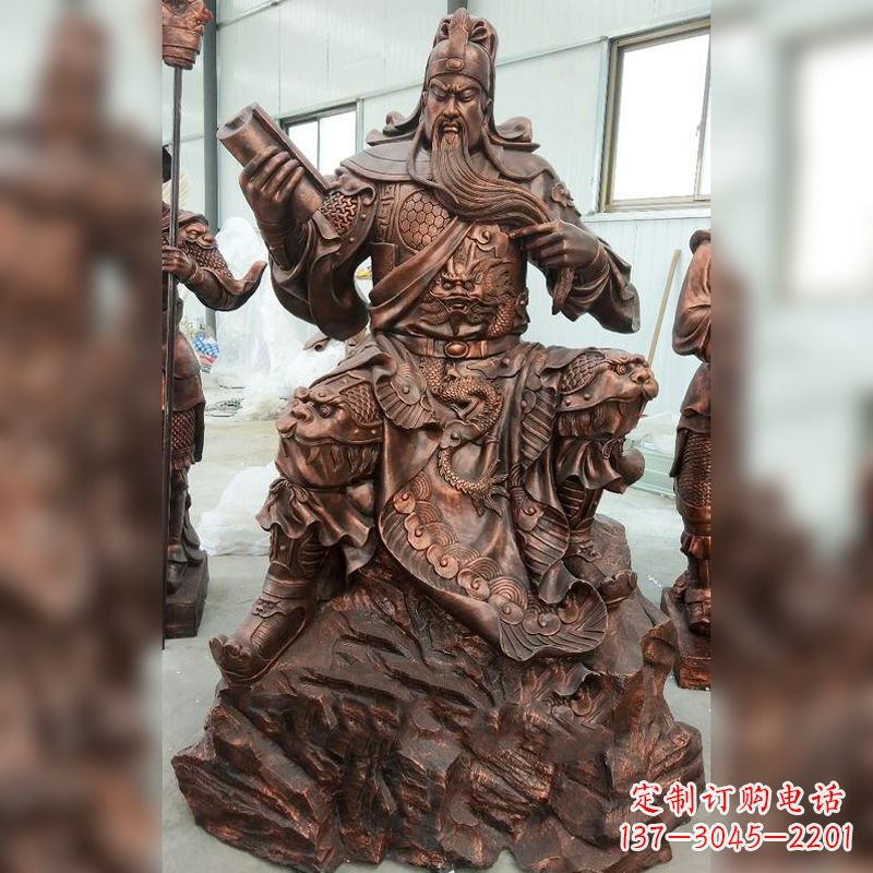 聊城文化历史写照:关羽夜读春秋雕塑