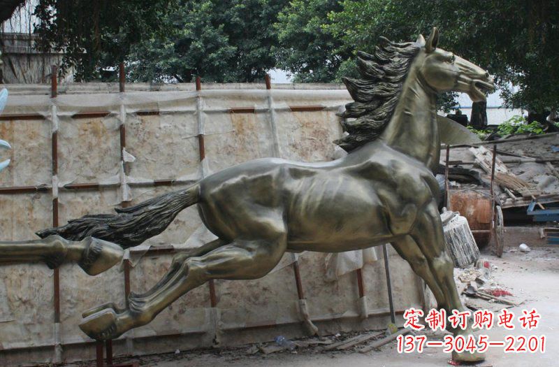 聊城广场奔马动物铜雕 (2)