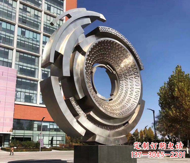 聊城广场不锈钢齿轮雕塑1