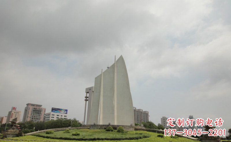 聊城中领雕塑:让你的空间更英伦风——不锈钢抽象船帆雕塑