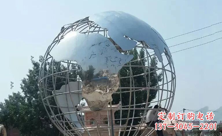 聊城用艺术充实空间,精工制作高品质不锈钢地球仪雕塑