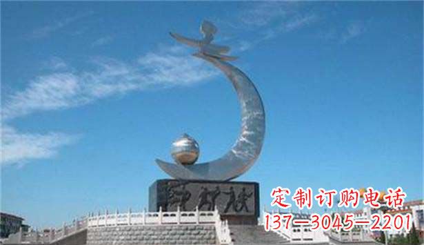 聊城广场不锈钢和平鸽和蜜桃雕塑
