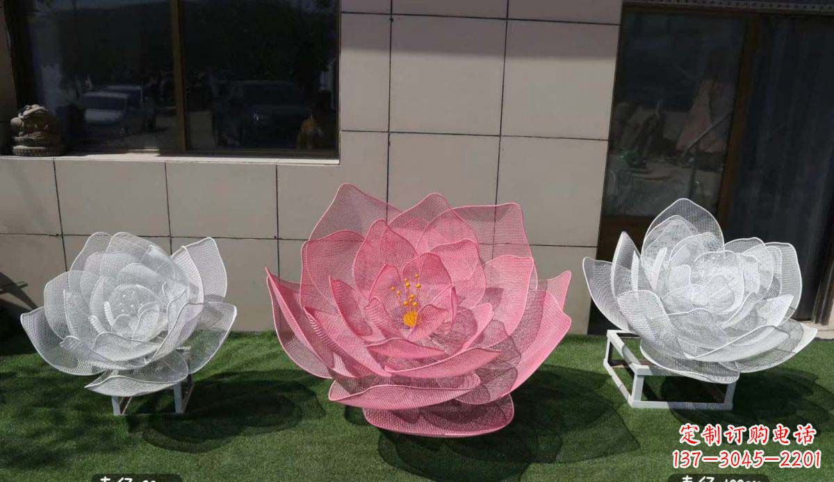 聊城精美雕刻的不锈钢荷花雕塑