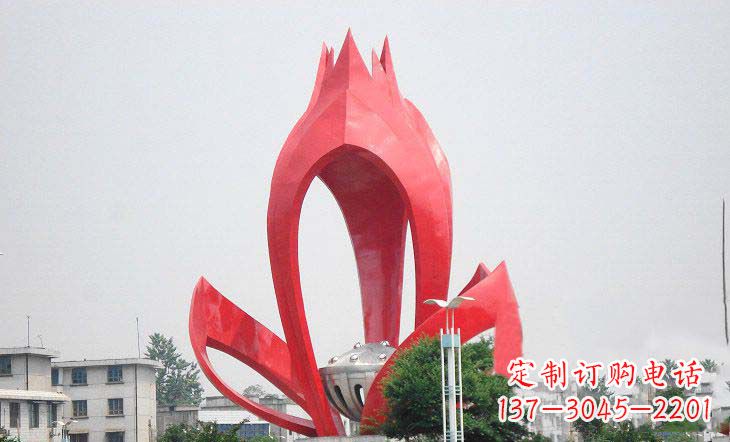聊城中领雕塑:莲蓬雕塑,营造神秘艺术气息