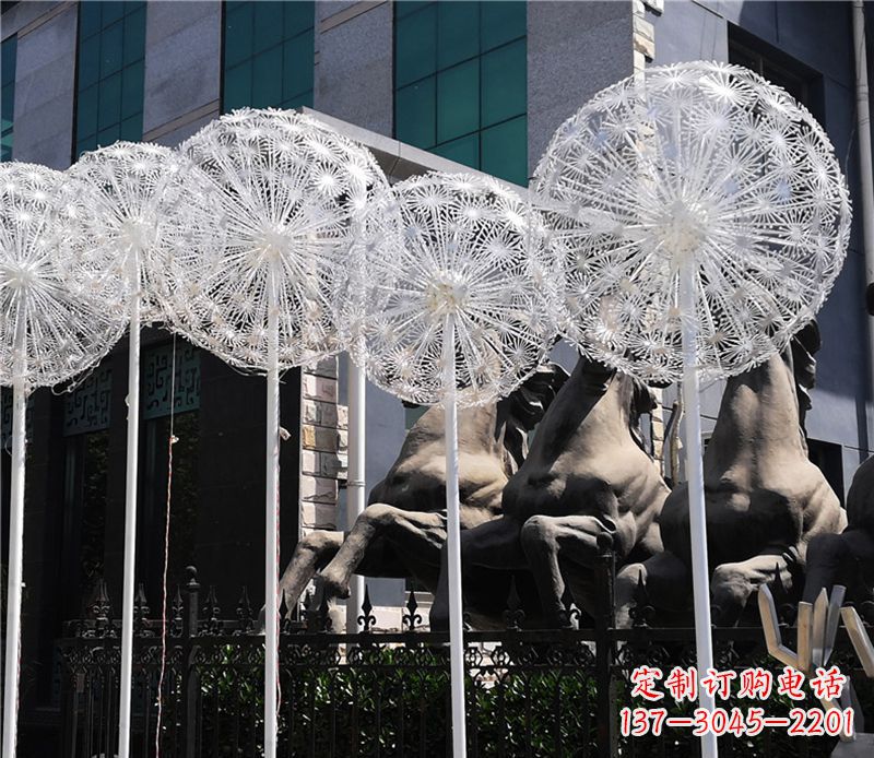 聊城中领雕塑致力打造高档不锈钢蒲公英雕塑