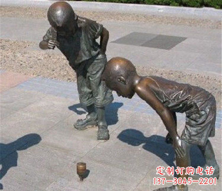 聊城欣赏小男孩小品铜陀螺雕塑