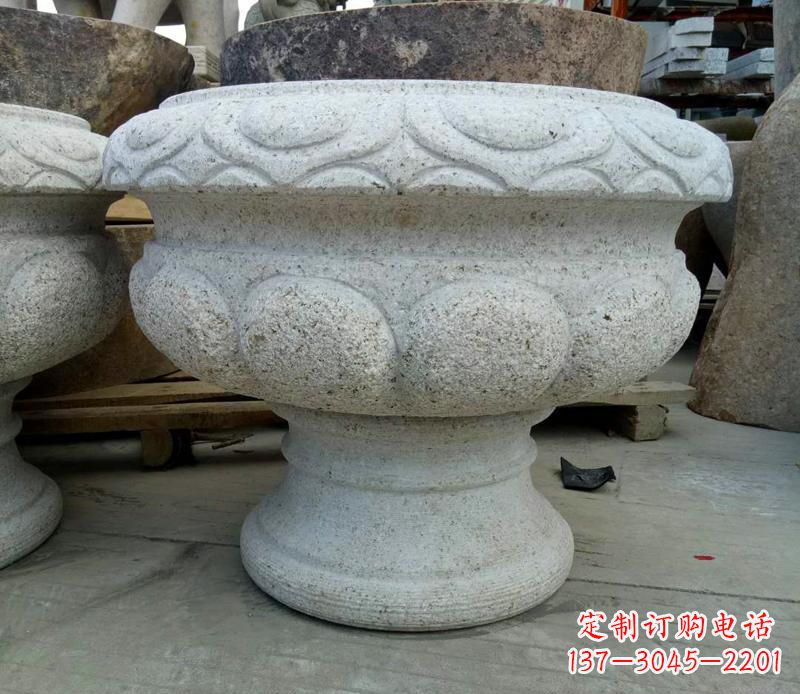 聊城中领雕塑精美大理石花盆雕塑