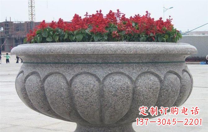 聊城广场大理石花盆雕塑