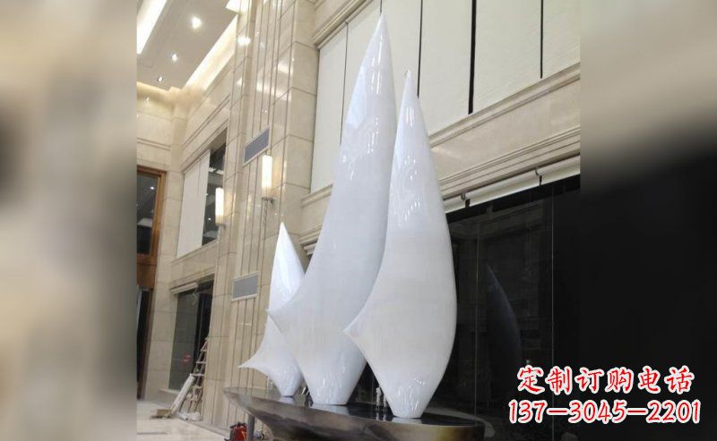 聊城广场帆船不锈钢雕塑